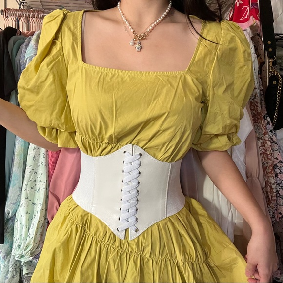 Lime green dress - Picture 1 of 6